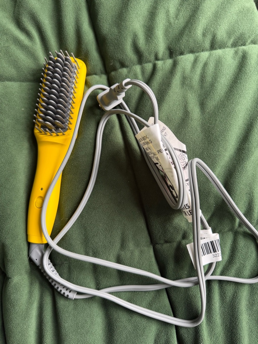 The Brush Crush Heated Straightening Brush - Drybar